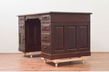 中古　松本民芸家具　重厚でクラシックなデザインがステキなM型両袖机(両袖デスク、ワークデスク、在宅用、在宅ワーク用)(定価約72万円)(R-078147)
