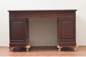 中古　松本民芸家具　重厚でクラシックなデザインがステキなM型両袖机(両袖デスク、ワークデスク、在宅用、在宅ワーク用)(定価約72万円)(R-078147)