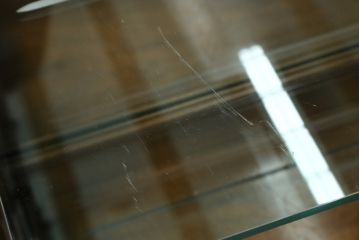 中古　美品　DREXEL HERITAGE(ドレクセルヘリテイジ)　上品な佇まいの照明付き飾り棚(キャビネット、キュリオケース、ガラスケース、ショーケース、食器棚、収納棚、戸棚)(R-078153)