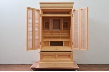 新品未使用品　中古　40号　ヒノキ材　ナチュラルな風合いが魅力的な神徒用仏壇(ご神徒壇、御霊舎、みたまや、祭壇宮、さいだんみや)(定価約36万円)(R-078155)