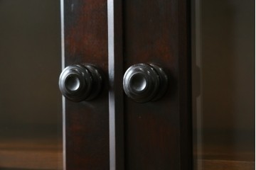 中古　北海道民芸家具　和洋どちらのお部屋にも馴染むブックケース　(R-078156)