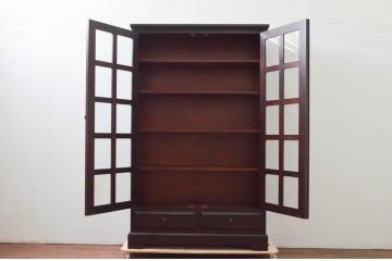 中古　北海道民芸家具　和洋どちらのお部屋にも馴染むブックケース(本箱、書棚、収納棚、戸棚、キャビネット、飾り棚)(R-078156)