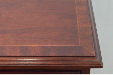 中古　美品　DREXEL HERITAGE(ドレクセルヘリテイジ)　Covington Park Collection(コヴィントンパークコレクション)　マホガニー材　クラシカルな佇まいが目を惹くサイドボード(サイドチェスト、コンソールテーブル)(R-078158)
