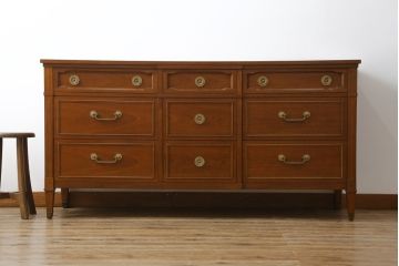 中古　美品　DREXEL HERITAGE(ドレクセルヘリテイジ)　Triune(トライユン)　上品な佇まいが魅力のマホガニー材製サイドボード(サイドチェスト、引き出し)(定価約70万円)(R-078159)