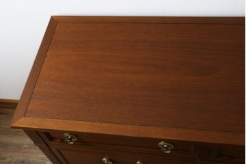 中古　美品　DREXEL HERITAGE(ドレクセルヘリテイジ)　Triune(トライユン)　上品な佇まいが魅力のマホガニー材製サイドボード(サイドチェスト、引き出し)(定価約70万円)(R-078159)