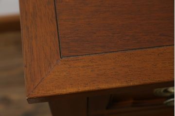 中古　美品　DREXEL HERITAGE(ドレクセルヘリテイジ)　Triune(トライユン)　上品な佇まいが魅力のマホガニー材製サイドボード(サイドチェスト、引き出し)(定価約70万円)(R-078159)