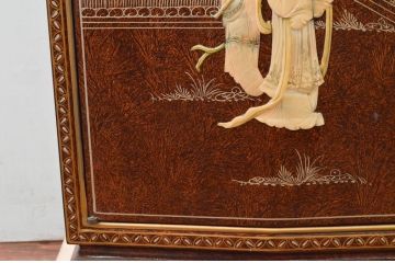 中古　美品　高級輸入家具　シノワズリ様式　異国情緒溢れるキャビネット(収納棚、戸棚、サイドボード、サイドキャビネット、中国美術)(R-078166)