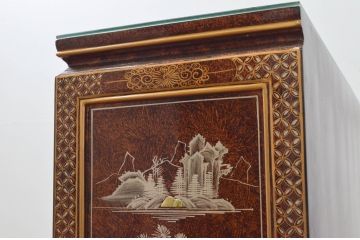 中古　美品　高級輸入家具　シノワズリ様式　異国情緒溢れるキャビネット(収納棚、戸棚、サイドボード、サイドキャビネット、中国美術)(R-078166)
