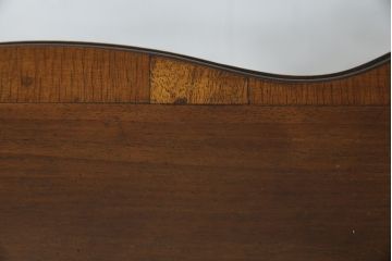 イギリスアンティーク　マホガニー材　透かし彫りのデザインがお洒落なサイドテーブル(コンソールテーブル、花台、飾り台、英国)(R-078168)