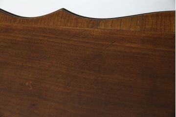 イギリスアンティーク　マホガニー材　透かし彫りのデザインがお洒落なサイドテーブル(コンソールテーブル、花台、飾り台、英国)(R-078168)