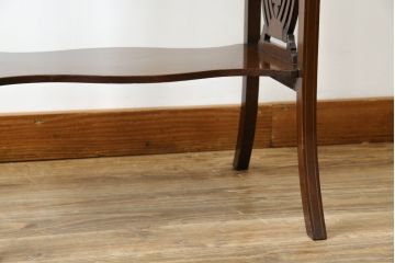 イギリスアンティーク　マホガニー材　透かし彫りのデザインがお洒落なサイドテーブル(コンソールテーブル、花台、飾り台、英国)(R-078168)