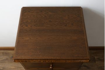 中古　カントリーハウス　秋山木工　木のぬくもりを感じられるシンプルなデザインのチェスト(サイドチェスト、引き出し)(R-078169)