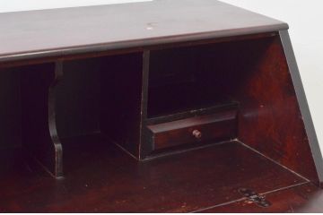 中古　北海道民芸家具　上質な作りが魅力のライティングビューロー(簿記机、ワークデスク、引き出し、在宅用、在宅ワーク用)(定価約34万円)(R-078171)