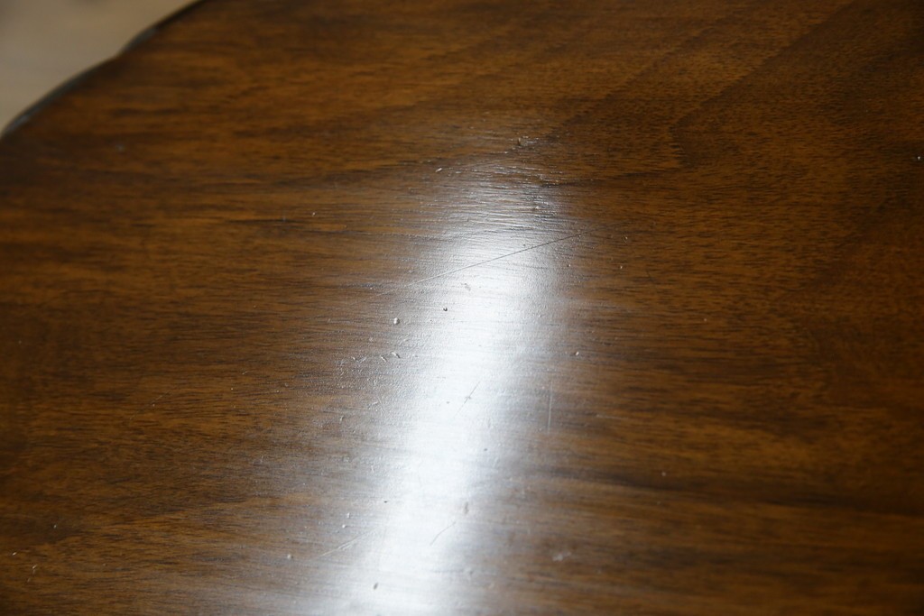 イギリスアンティーク　マホガニー材　品のある佇まいが魅力的な猫脚キャビネット　(R-078173)