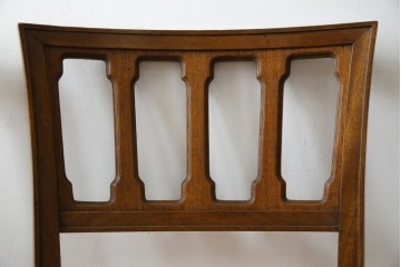 中古　DREXEL HERITAGE(ドレクセルヘリテイジ)　ストライプ柄のファブリックが目を引くアームレスチェア4脚セット(ダイニングチェア)　(R-078178)
