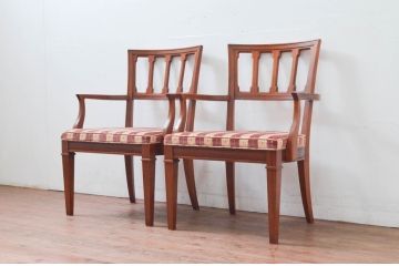 中古　DREXEL HERITAGE(ドレクセルヘリテイジ)　美しいラインを描くデザインが魅力的なアームチェア2脚セット(ダイニングチェア、椅子、イス、バラ売り可能)(R-078180)