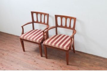 中古　DREXEL HERITAGE(ドレクセルヘリテイジ)　美しいラインを描くデザインが魅力的なアームチェア2脚セット(ダイニングチェア、椅子、イス、バラ売り可能)(R-078180)