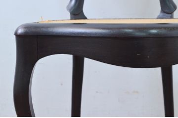 中古　美品　柔らかな曲線を描くデザインが目を惹くバルーンバックダイニングチェア(バルーンバックチェア、椅子、イス)(R-078183)