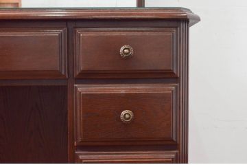 中古　美品　カリモク家具(karimoku)　domani(ドマーニ)　QUEENS　LIFE(クイーンズライフ)　クラシカルな佇まいが目を惹くドレッサー(鏡台、化粧台、ミラー、引き出し)(R-078186)