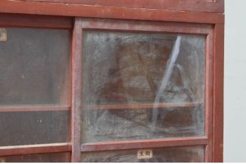 和製アンティーク　素朴で温かみのある木の風合いが魅力的な収納棚(ガラス戸棚、サイドキャビネット、食器棚)(R-078190)
