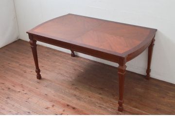 中古　美品　DREXEL HERITAGE(ドレクセルヘリテイジ)　FRANCESCA(フランチェスカ)シリーズ　優美な佇まいのダイニングテーブル(エクステンションテーブル、拡張式テーブル、4人掛け、6人掛け、食卓)(R-078191)