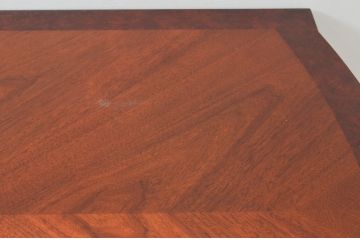 中古　美品　DREXEL HERITAGE(ドレクセルヘリテイジ)　FRANCESCA(フランチェスカ)シリーズ　優美な佇まいのダイニングテーブル(エクステンションテーブル、拡張式テーブル、4人掛け、6人掛け、食卓)(R-078191)