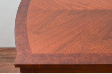 中古　美品　DREXEL HERITAGE(ドレクセルヘリテイジ)　FRANCESCA(フランチェスカ)シリーズ　優美な佇まいのダイニングテーブル(エクステンションテーブル、拡張式テーブル、4人掛け、6人掛け、食卓)(R-078191)