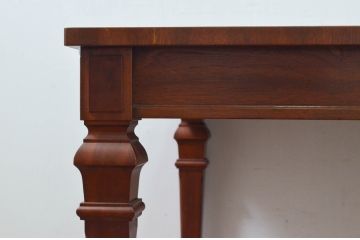 中古　美品　DREXEL HERITAGE(ドレクセルヘリテイジ)　FRANCESCA(フランチェスカ)シリーズ　優美な佇まいのダイニングテーブル(エクステンションテーブル、拡張式テーブル、4人掛け、6人掛け、食卓)(R-078191)