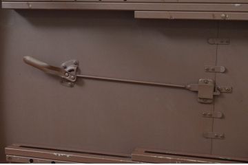 中古　美品　DREXEL HERITAGE(ドレクセルヘリテイジ)　FRANCESCA(フランチェスカ)シリーズ　優美な佇まいのダイニングテーブル(エクステンションテーブル、拡張式テーブル、4人掛け、6人掛け、食卓)(R-078191)