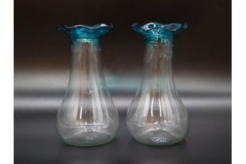 戦前　大正〜昭和初期　昭和レトロ　青フリル　澄んだブルーカラーが素敵なガラス花瓶2個セット(一輪挿し、花入、花器、硝子)(R-078198)