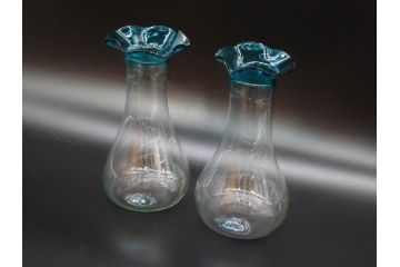 戦前　大正〜昭和初期　昭和レトロ　青フリル　澄んだブルーカラーが素敵なガラス花瓶2個セット(一輪挿し、花入、花器、硝子)(R-078202)