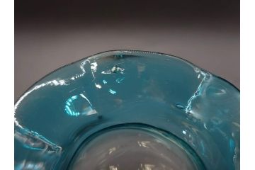 戦前　大正〜昭和初期　昭和レトロ　青フリル　澄んだブルーカラーが素敵なガラス花瓶2個セット(一輪挿し、花入、花器、硝子)(R-078202)