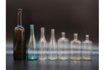 大正〜昭和初期　レトロな雰囲気を演出できるガラス瓶7点セット(ビン、ボトル、硝子、花瓶、花入れ、花器、薬瓶)(R-078206)