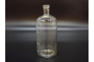 大正〜昭和初期　レトロな雰囲気を演出できるガラス瓶7点セット(ビン、ボトル、硝子、花瓶、花入れ、花器、薬瓶)(R-078206)