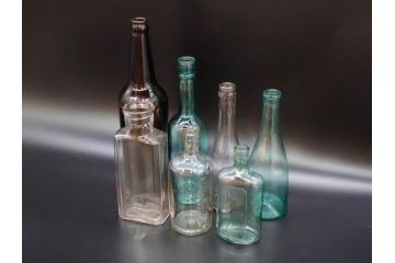 大正〜昭和初期　レトロな雰囲気を演出できるガラス瓶7点セット(ビン、ボトル、硝子、花瓶、花入れ、花器、薬瓶)(R-078207)