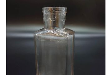 大正〜昭和初期　レトロな雰囲気を演出できるガラス瓶7点セット(ビン、ボトル、硝子、花瓶、花入れ、花器、薬瓶)(R-078207)