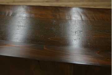 和製アンティーク　前面楓(カエデ)材の小振りな茶箪笥　(R-078216)