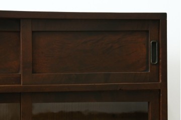 和製アンティーク　前面楓(カエデ)材の小振りな茶箪笥　(R-078216)