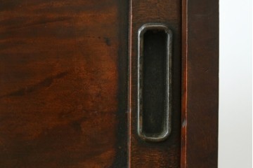 和製アンティーク　前面楓(カエデ)材の小振りな茶箪笥　(R-078216)