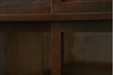 和製アンティーク　前面楓(カエデ)材の小振りな茶箪笥　(R-078216)