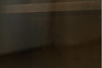 和製アンティーク　前面楓(カエデ)材の小振りな茶箪笥　(R-078216)