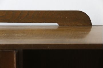 和製ビンテージ　ユニークなデザインが目を惹くタモ材のレトロな本箱(ブックケース、サイドキャビネット、収納棚、戸棚、ヴィンテージ)(R-078220)