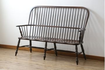 中古　松本民芸家具　♯513型長ウインザーチェア　クラシカルな佇まいのウィンザーベンチ(長椅子、3人掛けベンチ、ウィンザーチェア、板座チェア)(定価約39万円)(R-078221)