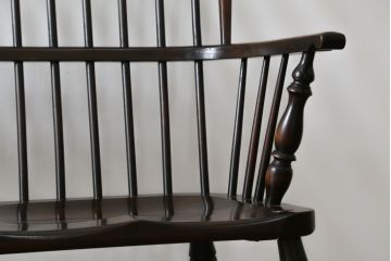 中古　松本民芸家具　♯513型長ウインザーチェア　クラシカルな佇まいのウィンザーベンチ(長椅子、3人掛けベンチ、ウィンザーチェア、板座チェア)(定価約39万円)(R-078221)