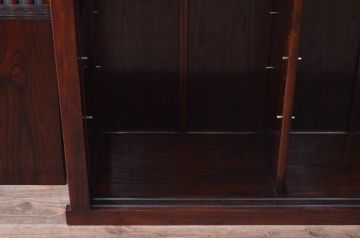 中古　美品　ニレ材　上質な和の空間を演出する水屋箪笥サイドボード(サイドキャビネット、収納棚、戸棚、食器棚、茶棚、下駄箱)(R-078223)