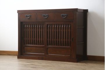 中古　美品　ニレ材　上質な和の空間を演出する水屋箪笥サイドボード(サイドキャビネット、収納棚、戸棚、食器棚、茶箪笥)(R-078224)