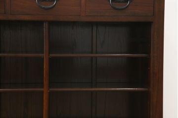 中古　美品　ニレ材　上質な和の空間を演出する水屋箪笥サイドボード(サイドキャビネット、収納棚、戸棚、食器棚、茶箪笥)(R-078224)