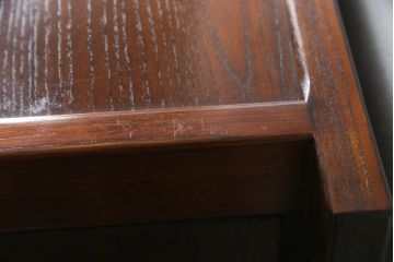 中古　美品　ニレ材　上質な和の空間を演出する水屋箪笥サイドボード(サイドキャビネット、収納棚、戸棚、食器棚、茶箪笥)(R-078224)