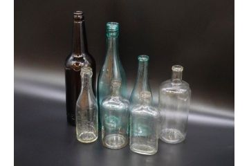 大正〜昭和初期　レトロな雰囲気を演出できるガラス瓶7点セット(ビン、ボトル、硝子、花瓶、花入れ、花器、薬瓶)(R-078235)