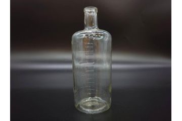 大正〜昭和初期　レトロな雰囲気を演出できるガラス瓶7点セット(ビン、ボトル、硝子、花瓶、花入れ、花器、薬瓶)(R-078235)
